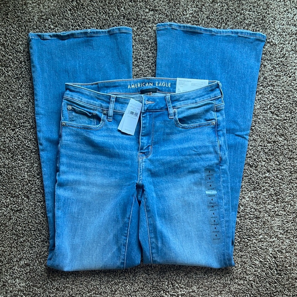 NWT American eagle low rise flare jeans. Size 4.